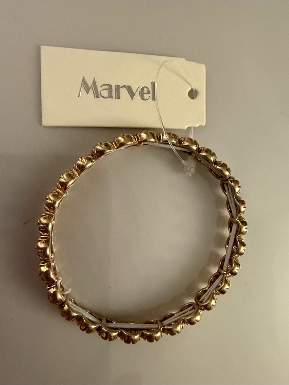Marvel Gold-Tone Scalloped Floral Stretch Bracelet